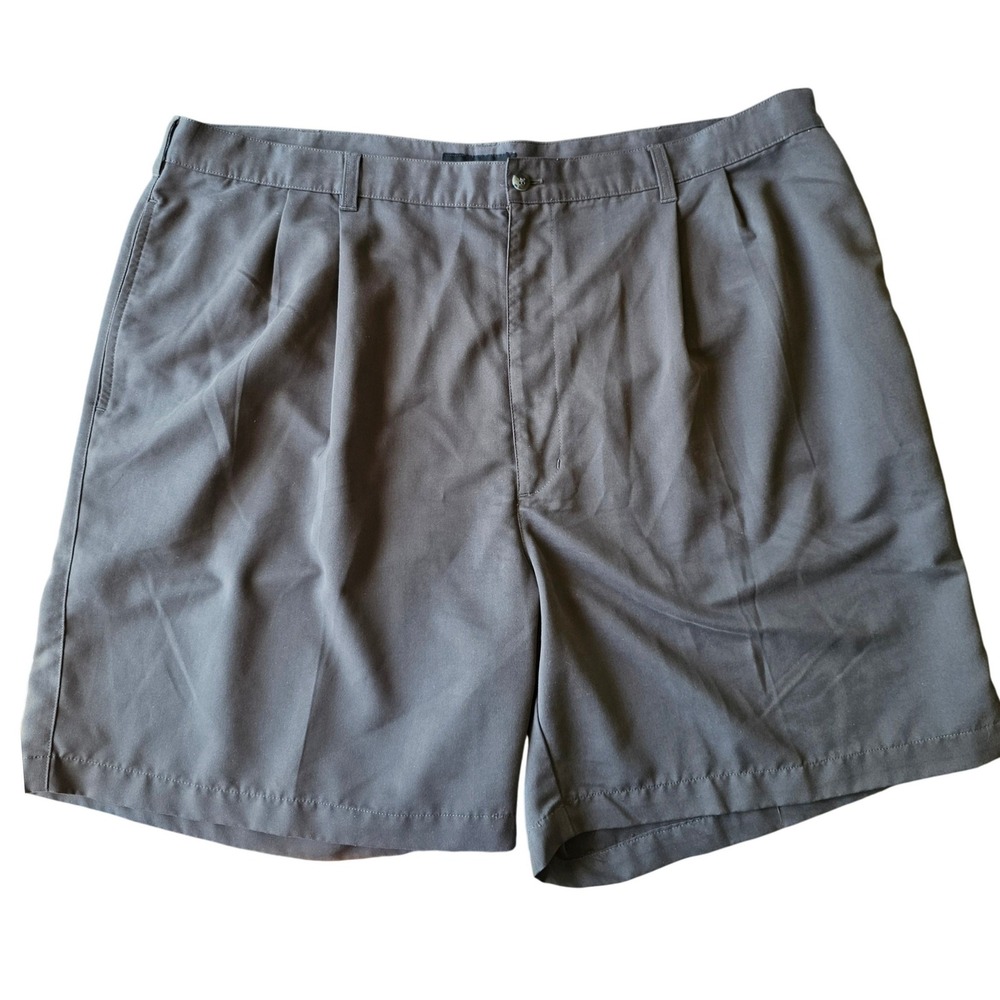Croft & Barrow Mens Pleated Shorts Grey Size 44 Solid Polyester Casual Golf EUC